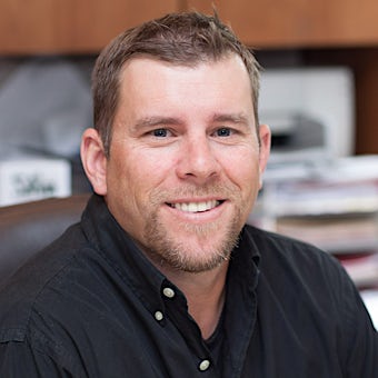 Darren Van Essen Desk Rev